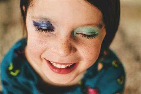 Child Safe Makeup Brands In India | Saubhaya Makeup