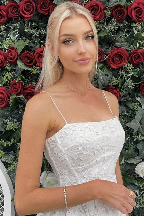 taylor fritzs girlfriend morgan riddle rocks bikini   open