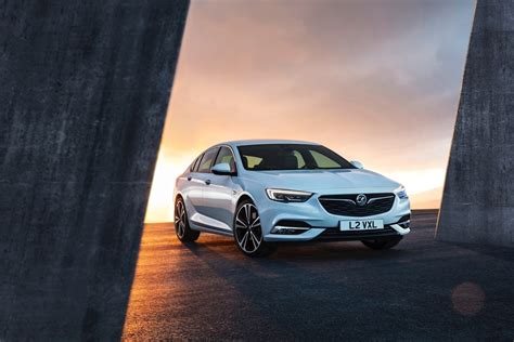 vauxhall prices  insignia  gbp  autoevolution