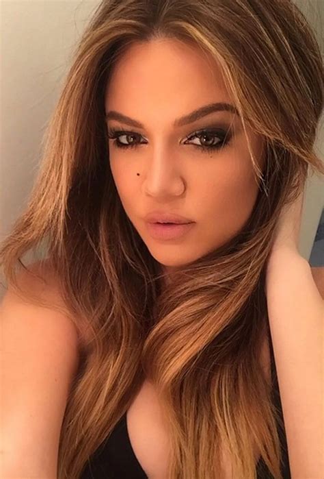 Khloe Kardashian ups her selfie game with raunchy snap as sister Kim
