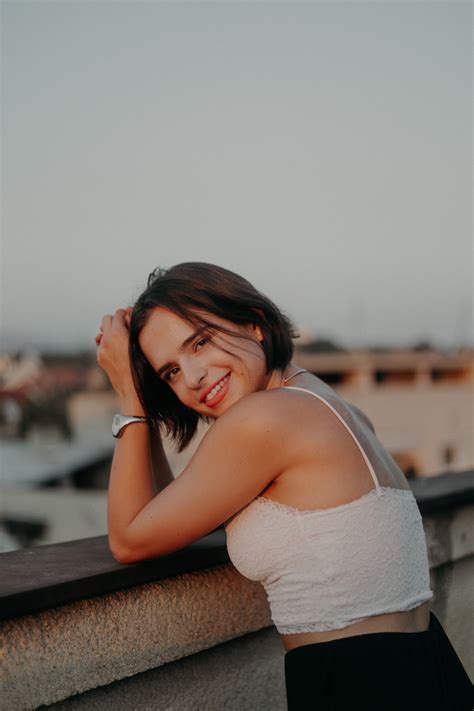 PopUp Faces: Мелани Монева - PopUp