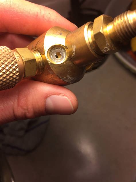 Why is this leaking : r/HVAC