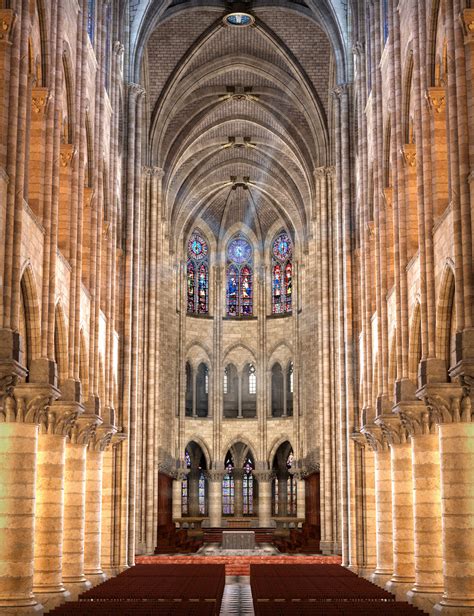 notre dame cathedral interior daz