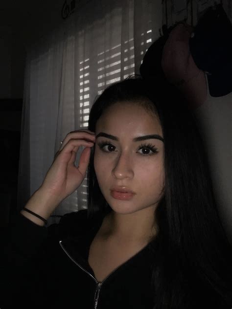 Pin by Liz St Peter on Quick Saves | Pretty latinas, Pretty latina