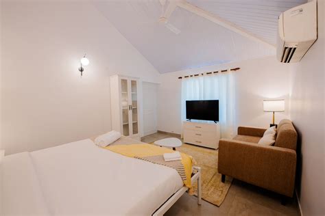 Anjuna 2 Bedroom