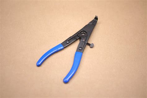 Retaining Ring Pliers - Appleman Bicycles