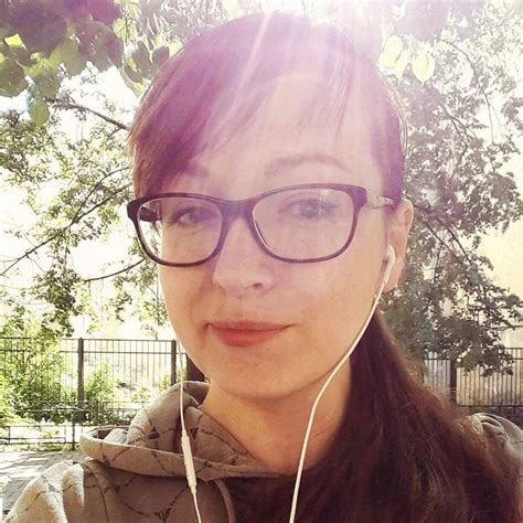Anna Orlova - Designer illstrator - Cuberto | XING