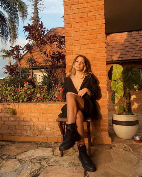 Bruna Carvalho - Live Stream Video and Photos 10/16/2021 • CelebMafia