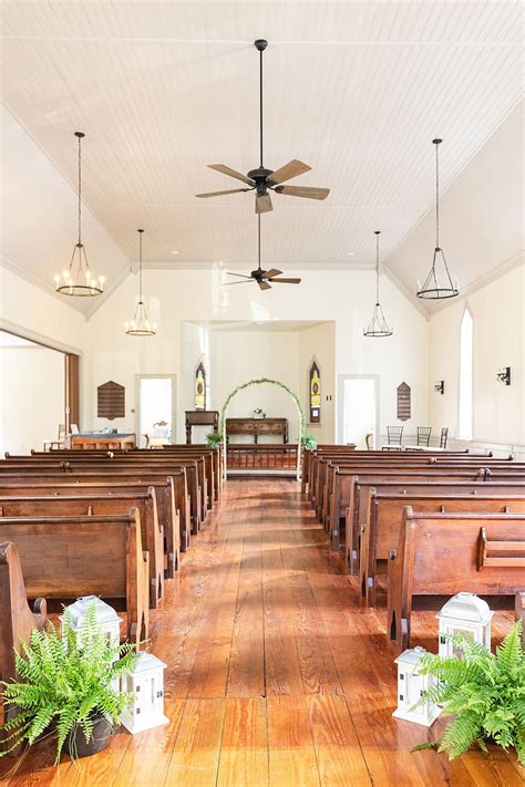 Wedding Inspiration | Photos | Salem Chapel and Event Venue