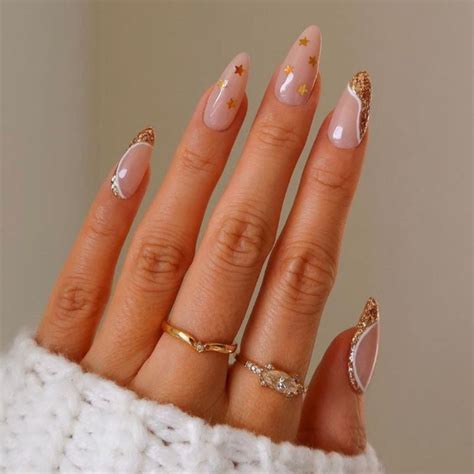 Chiêm ngưỡng mẫu oval nail designs 2023 được yêu thích nhất