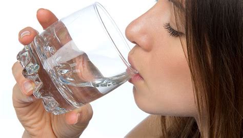 reasons  drink warm salt water  day artofit