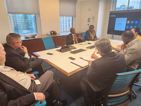 Meeting with the Secretary of Transportation for the State of