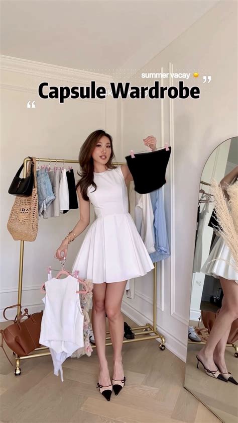 summer vacay capsule part 2 - 14 pieces into 45 outfits - Kerina Wang