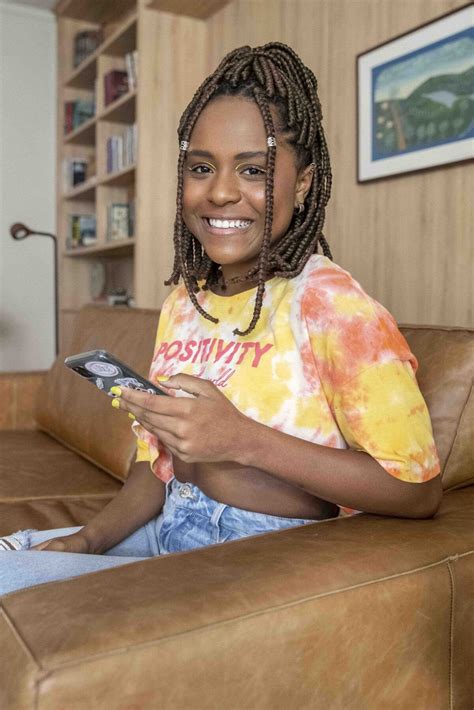 Foto: Atriz de 'Travessia', Duda Santos vai atuar na novela 'Renascer