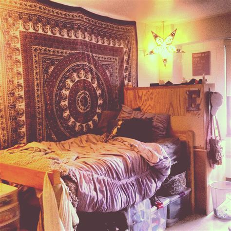 how to hang tapestry 8