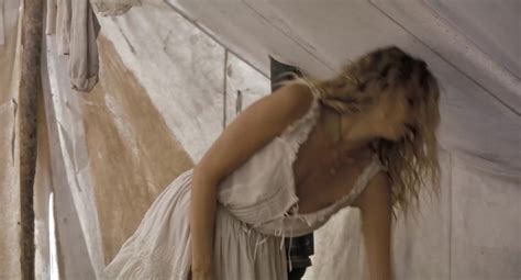 Nude video celebs » Ella Hunt nude, Abbey Lee sexy - Horizon: An