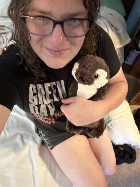 Do you like thicc goth femboys? : r/FemboyFashion