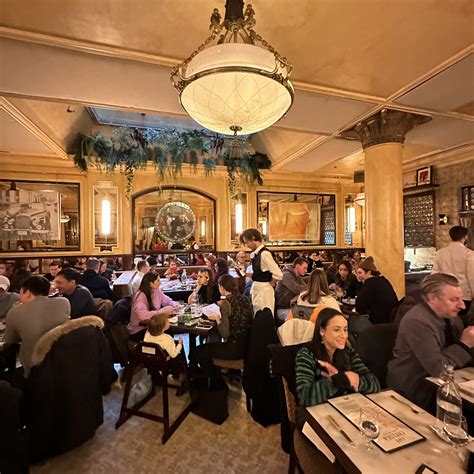 Charming Cafe Chelsea…NYC Restaurant Review – If The Devil Had Menopause