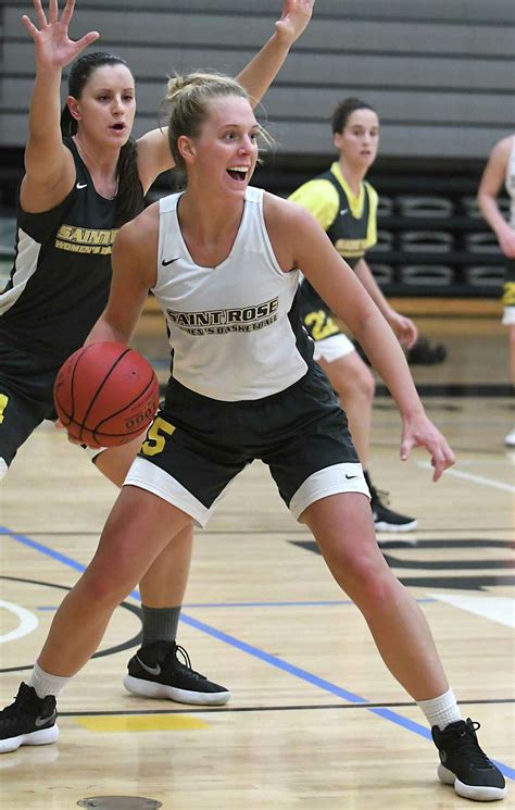 Saint Rose women lose despite Zoe McDonald's career highs