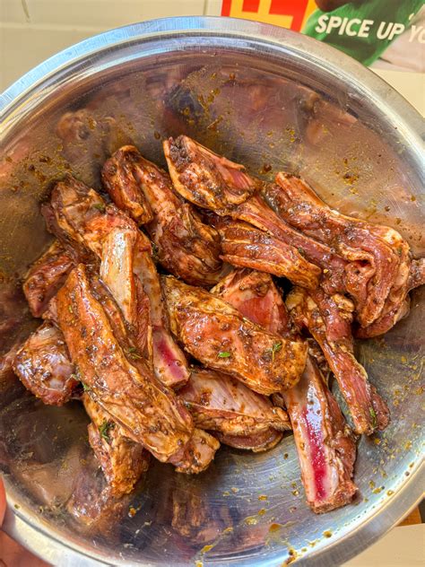 SORREL & GINGER–GLAZED STICKY LAMB RIBS