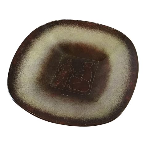 Local families react to the modern upgrades at heaton bowman 2