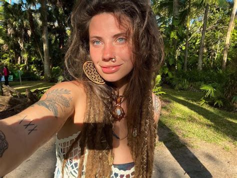 Who is Indica Flower? Age, Career, Family, Net Worth, Height Bio 2024 ...