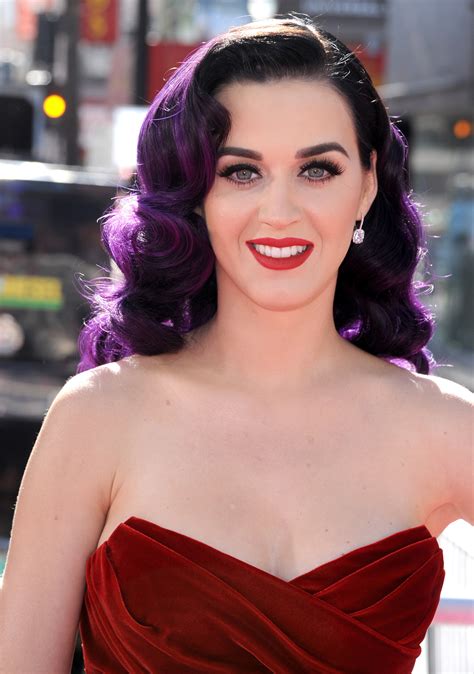 Katy Perry Orlando Bloom Paddle Board - The Unforgettable Moment