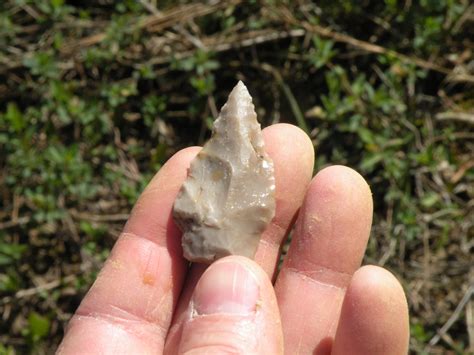 Hunting Arrowheads: Hints to Quickly Begin Finding Them | Wander