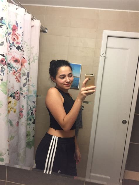 Pin by Body Confident Teens on Body Adore | Mirror selfie, Adorable, Body