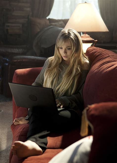 Amanda Fuller's Feet