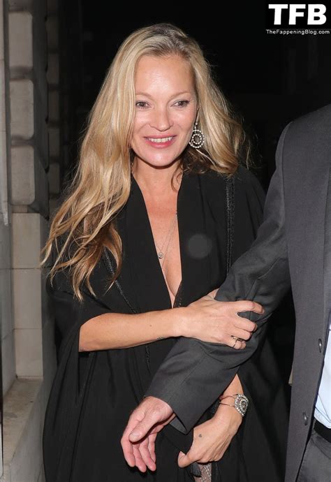 Kate Moss Shows Her Nude Breasts In London (119 New Photos