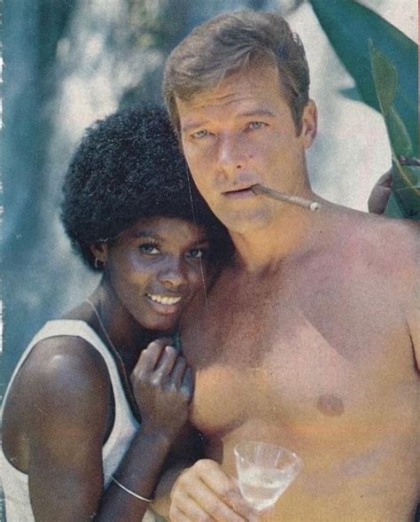 MenDetails.com - Sir Roger Moore and Gloria Hendry...