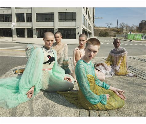 CULT CLASSICS | © Pleasurephoto