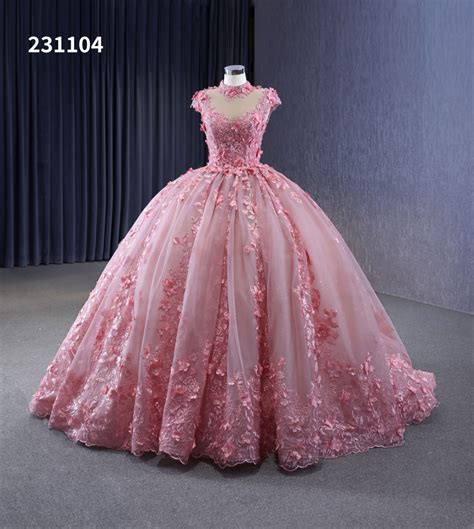 Classic Quinceanera Dresses Organza Ball Gown Sequined Pink Sweetheart