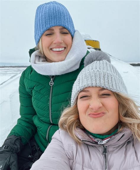 Lydia Grace | A very cozy and cold Christmas in the books | Instagram