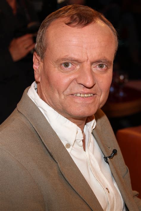 PsBattle: Dr. Manfred Spitzer : r/photoshopbattles