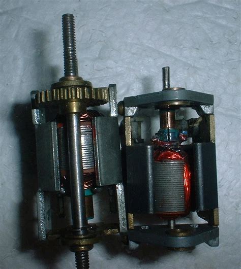 Mystery, funky motors - Pittman? - Production 1/24 Vintage Cars - Slotblog