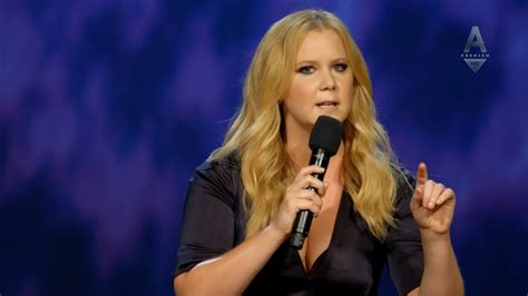 Эми Шумер: концерт в Гарлеме / Amy Schumer: Live at the Apollo (Крис ...