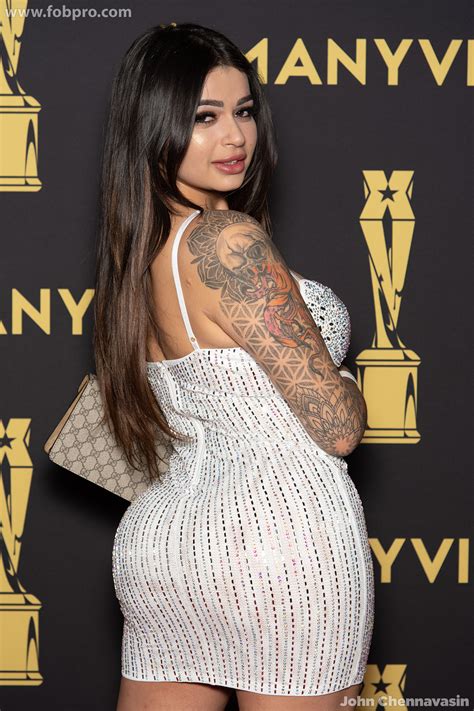 XBIZ Awards 2022 (Page 20 of 30) - FOB Productions