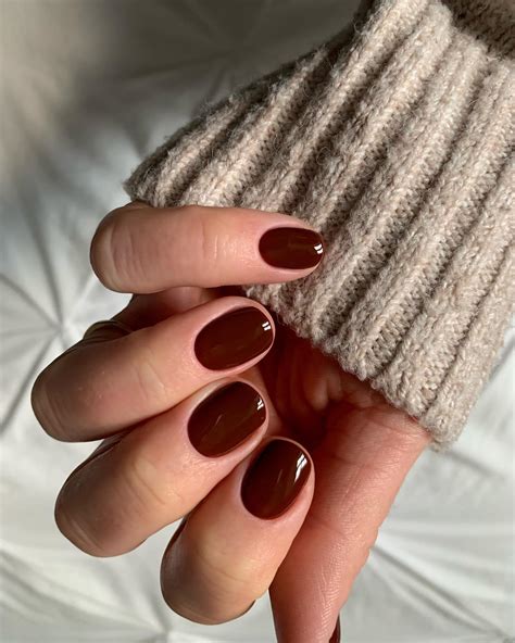 32 Designs of Brown Nails for a Stunning Transformation