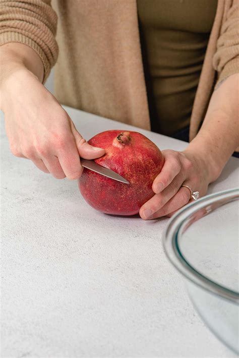 how to pick pomegranate 6