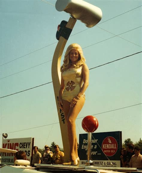 Deadly Curves: Win A Date With "Miss Hurst", Linda Vaughn ! (1967)