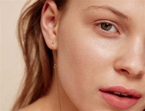 Why Vitamin C and Hyaluronic Acid Make Such a Good Pair | goop