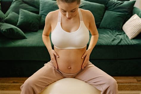 Early Pregnancy Breasts Veins