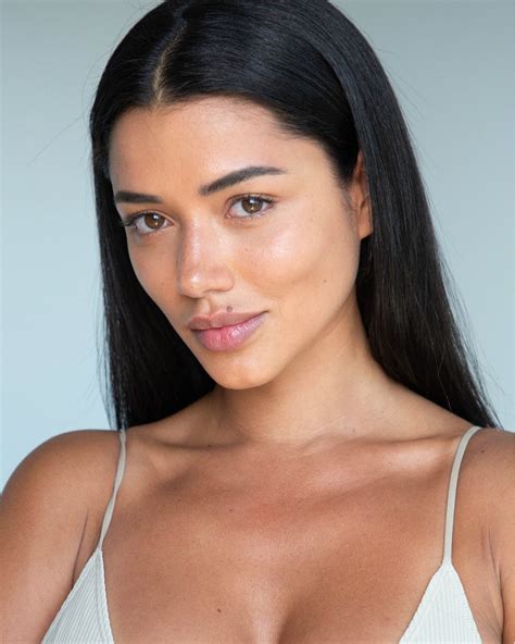 Ray Bitancourt 🇧🇷 | Red-eye flight LA NYC. | Instagram