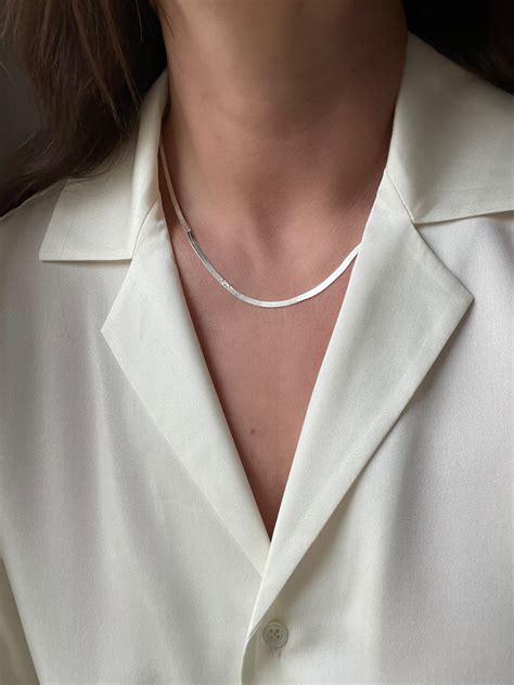 Modern Jewelry – Page 2 – DEAR GOLDEN