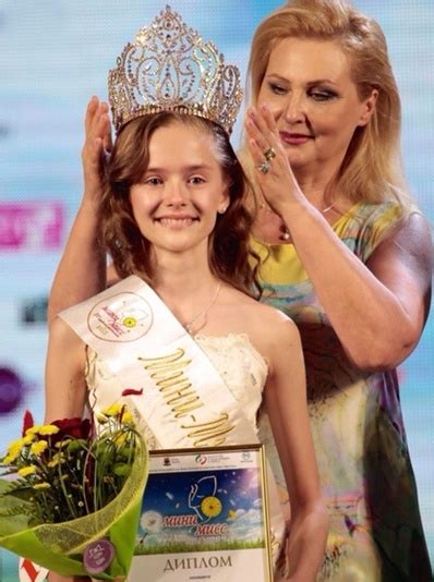 КАК СЕЙЧАС ВЫГЛЯДИТ «МИНИ-МИСС ТАТАРСТАН 2015» ИЗ НАБЕРЕЖНЫХ ЧЕЛНОВ В ...
