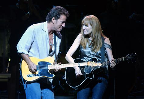 Bruce Springsteen & Patti Scialfa: A Rock and Roll Relationship | Woman