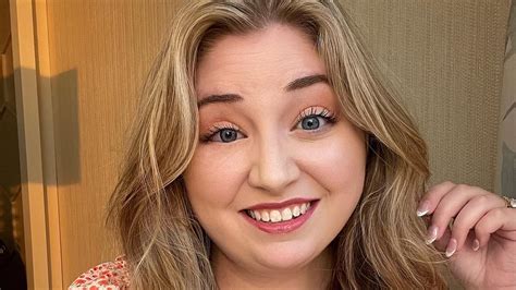 woman shares terrifying psa   dangers  sunglasses