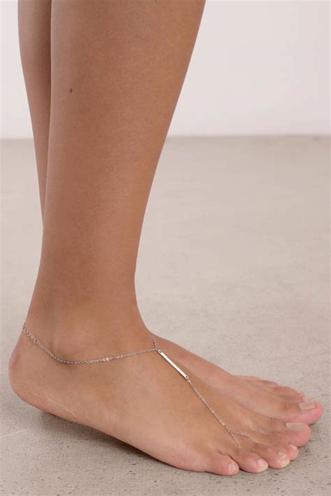 everly gold chain anklet  tobi